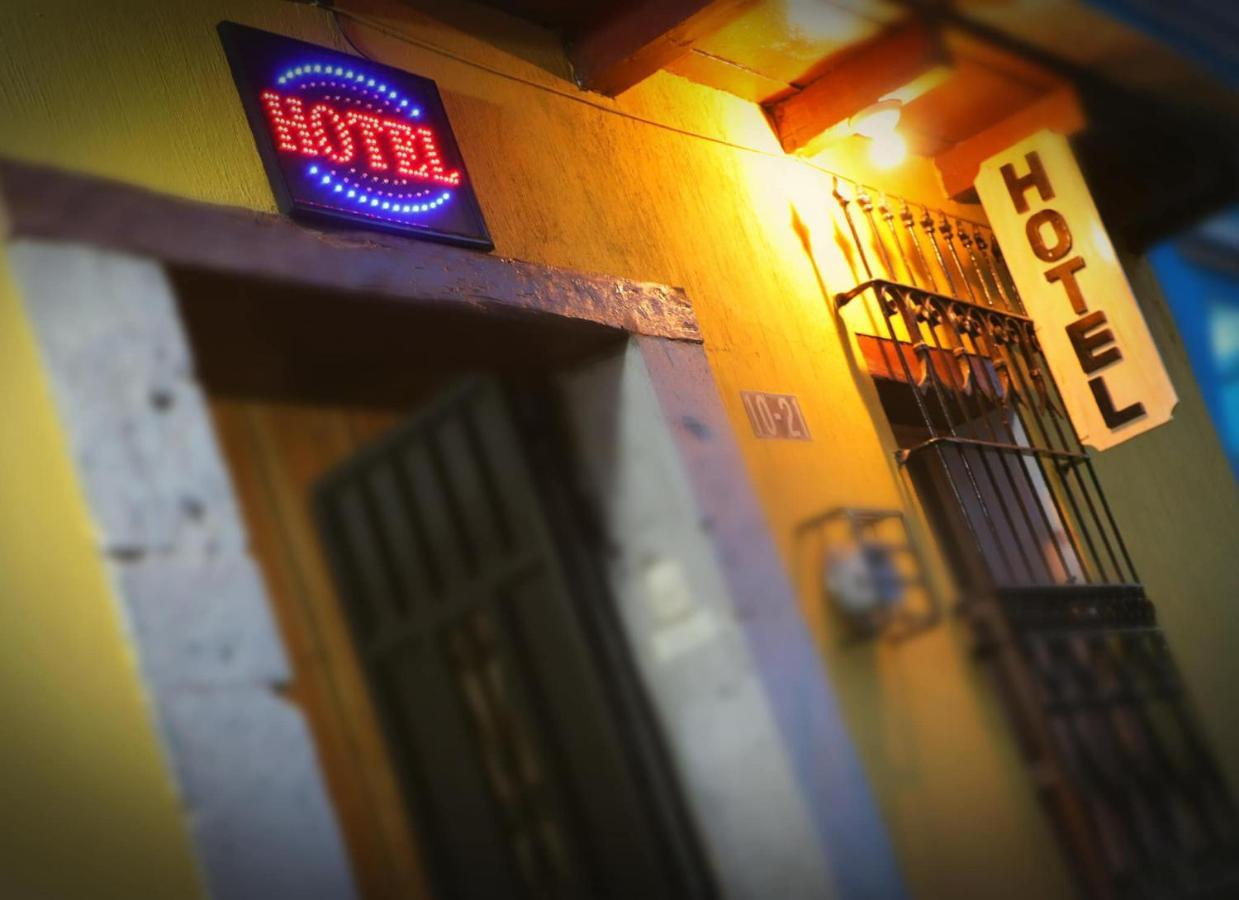 Hotel Del Ferrocarril 케트살테낭고 외부 사진